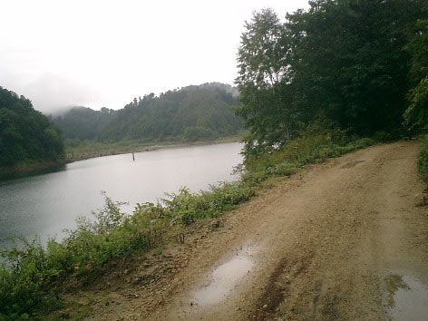 ３時間４０分。湖の周りはちょっとフラット。